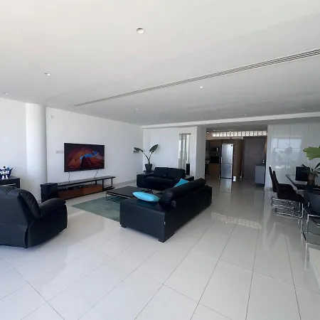 Apartment Stunning Penthouse With Sea And View *