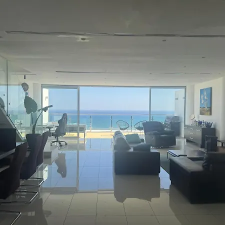 Stunning Penthouse With Sea And View * Larnaca