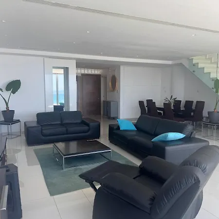 Stunning Penthouse With Sea And View Appartement Larnaca