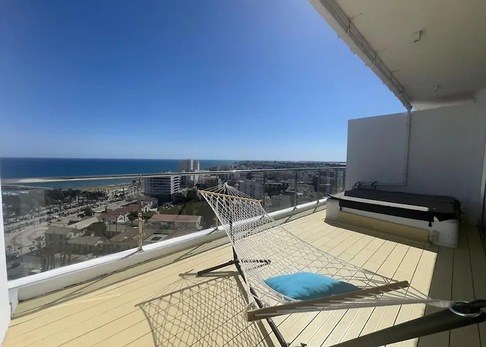 Stunning Penthouse With Sea And View Appartement Larnaca