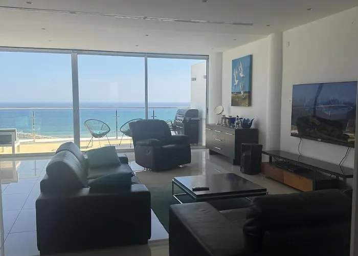 Stunning Penthouse With Sea And View Appartement