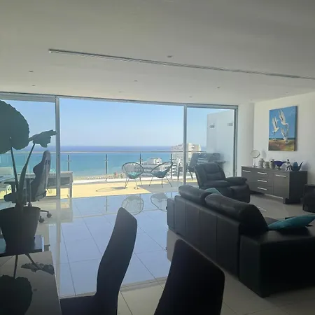 Apartament Stunning Penthouse With Sea And View