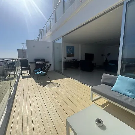 Apartment Stunning Penthouse With Sea And View *