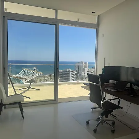 Stunning Penthouse With Sea And View *