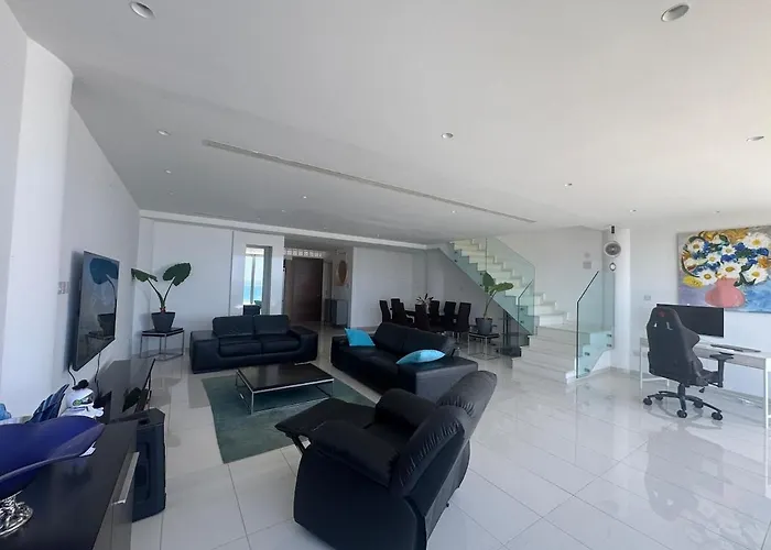 Lägenhet Stunning Penthouse With Sea And View *