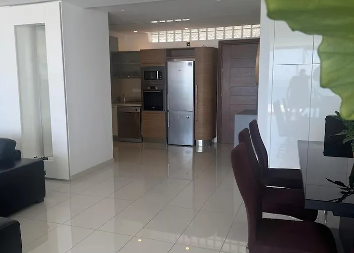 Stunning Penthouse With Sea And View Lägenhet Larnaca