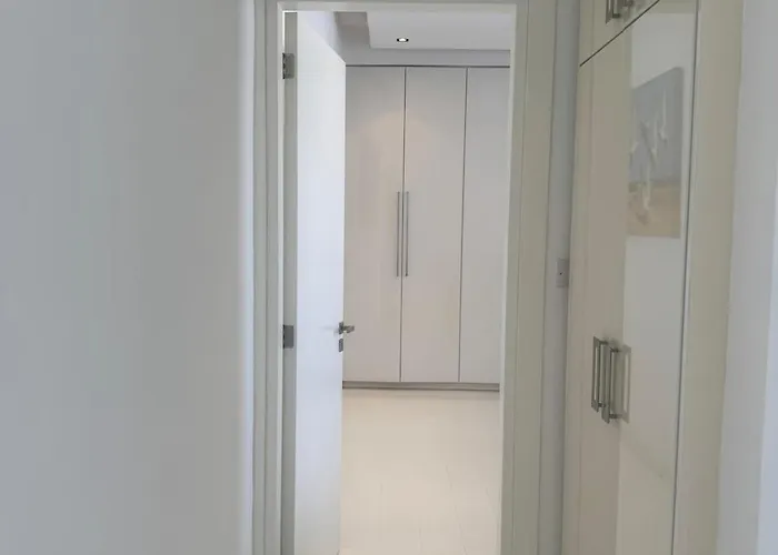 Stunning Penthouse With Sea And View Lägenhet