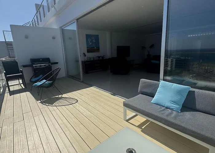 Stunning Penthouse With Sea And View Lägenhet Larnaca