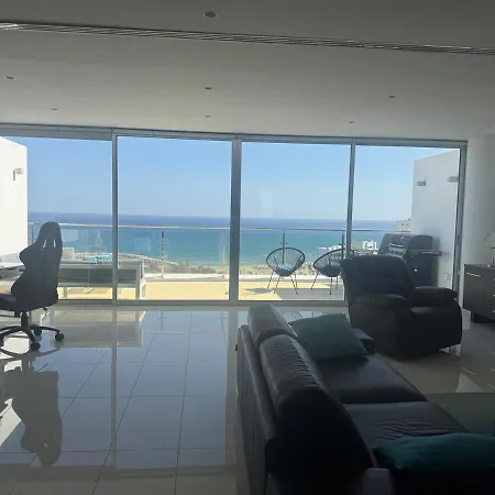 Lejlighed Stunning Penthouse With Sea And View Larnaca